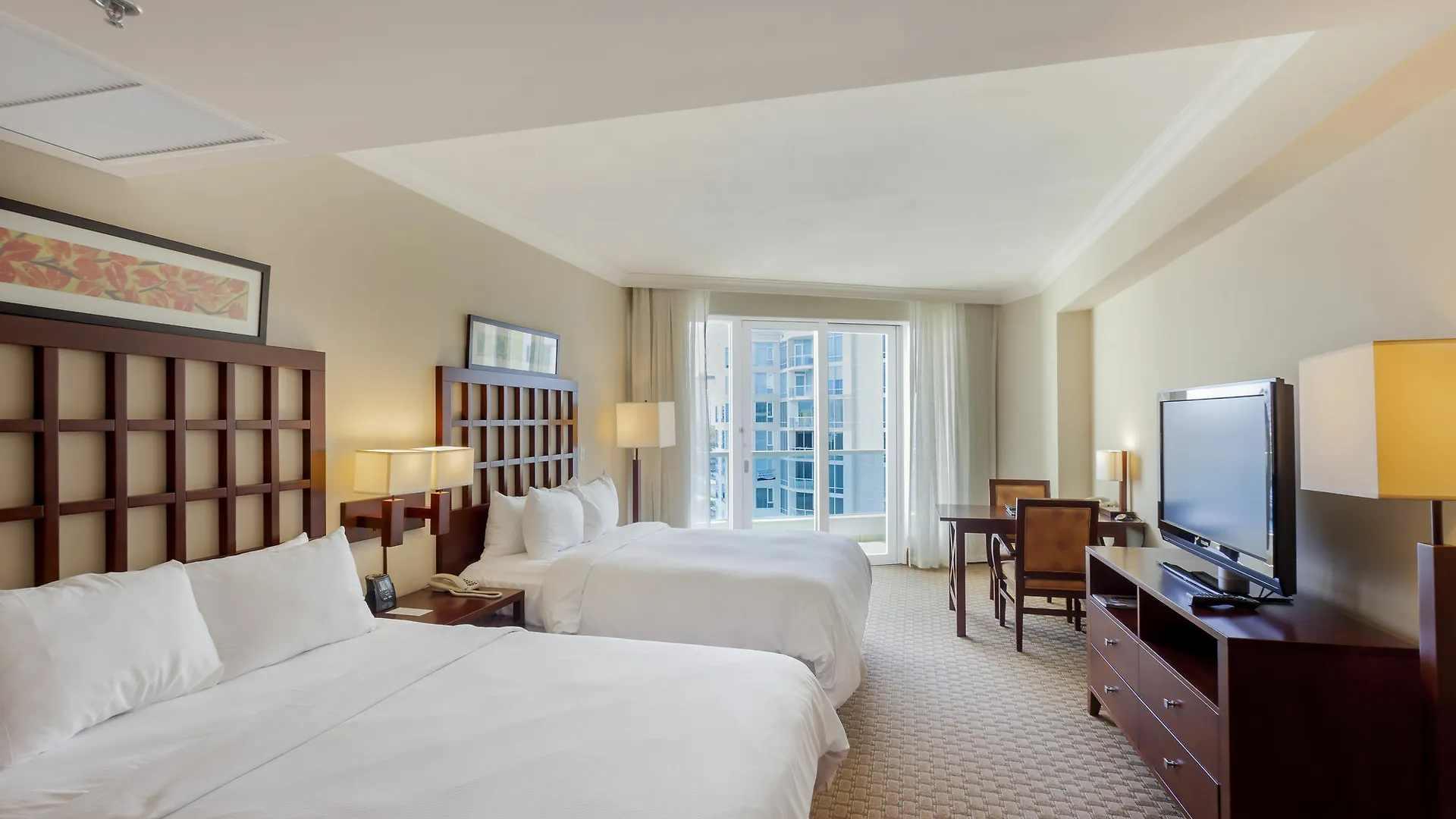 Resort Condado Lagoon Villas At Caribe Hilton San Juan