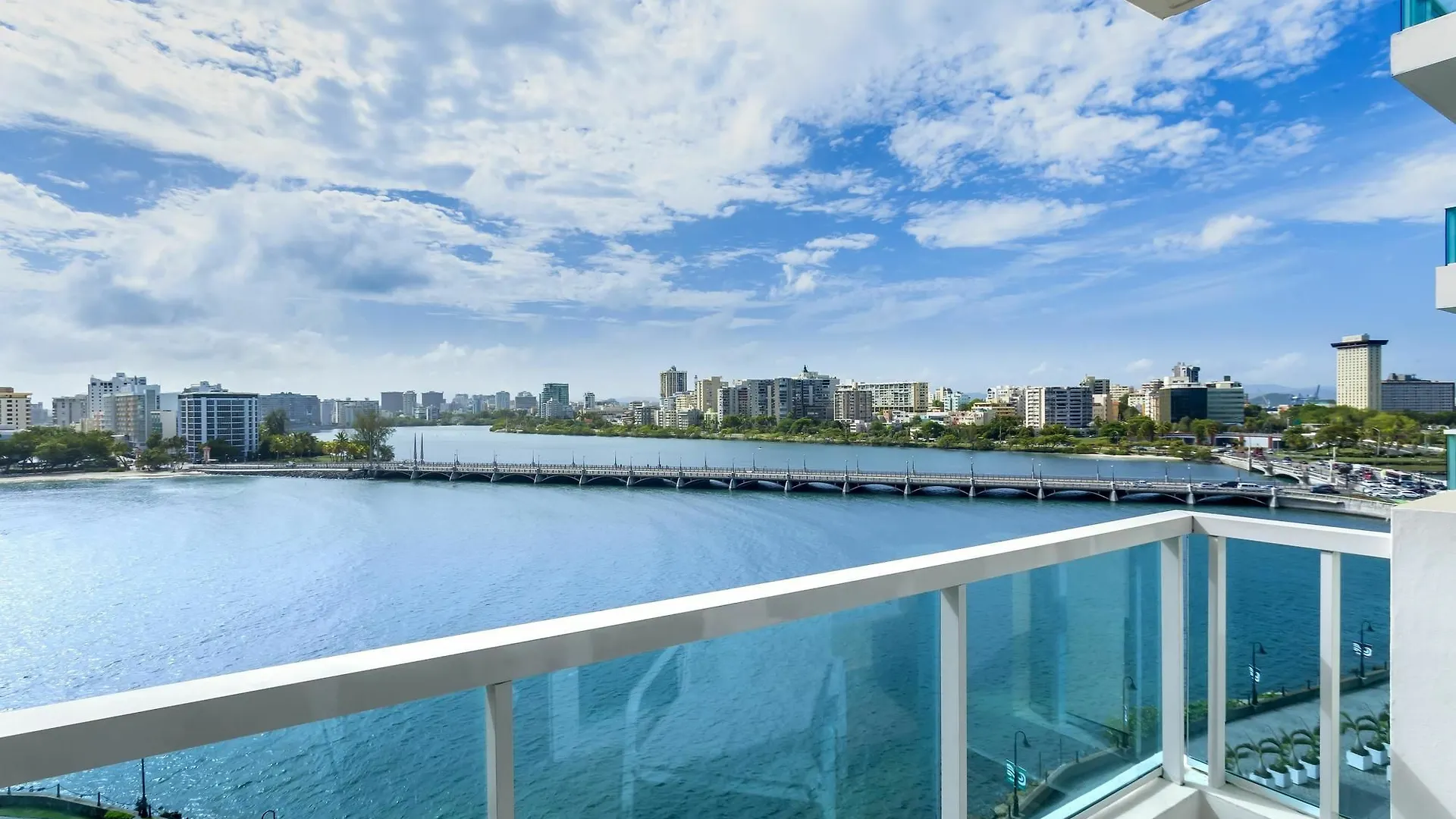**** Resort Condado Lagoon Villas At Caribe Hilton San Juan Puerto Rico